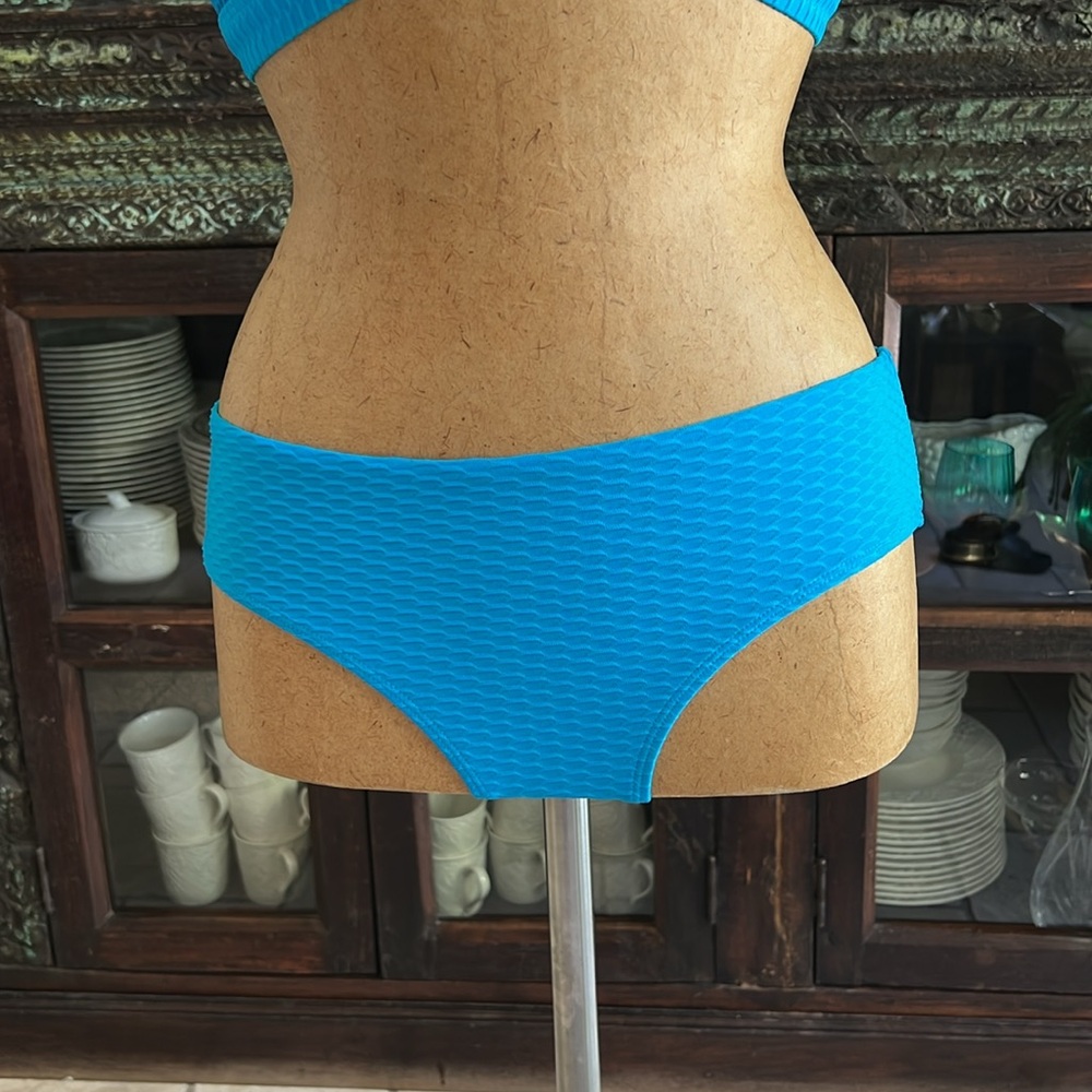Niptuck Swim Ruffled Bikini Set - Picture 3 of 8